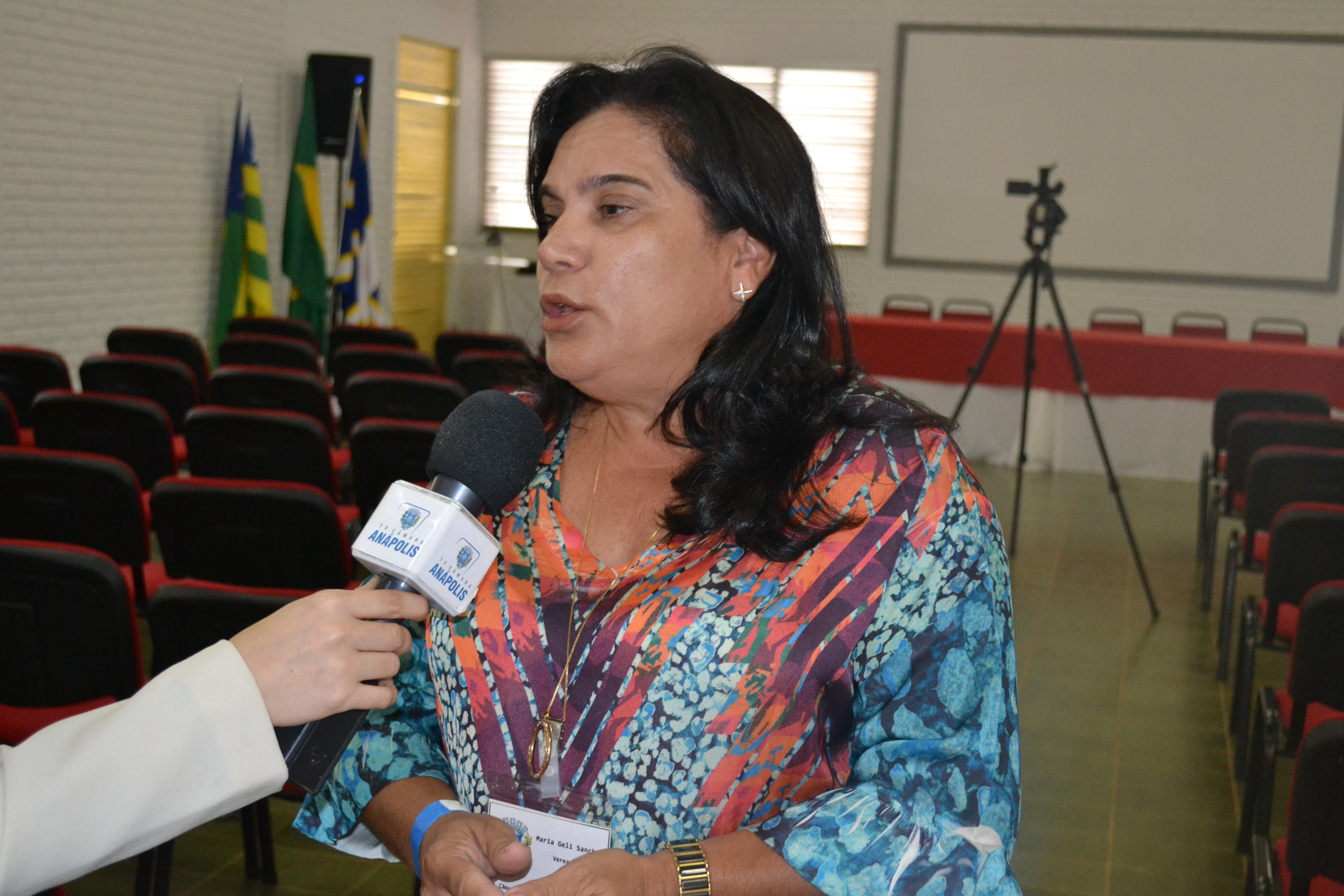 “A Escola do Legislativo forma técnica e politicamente vereadores e assessores”, diz Geli