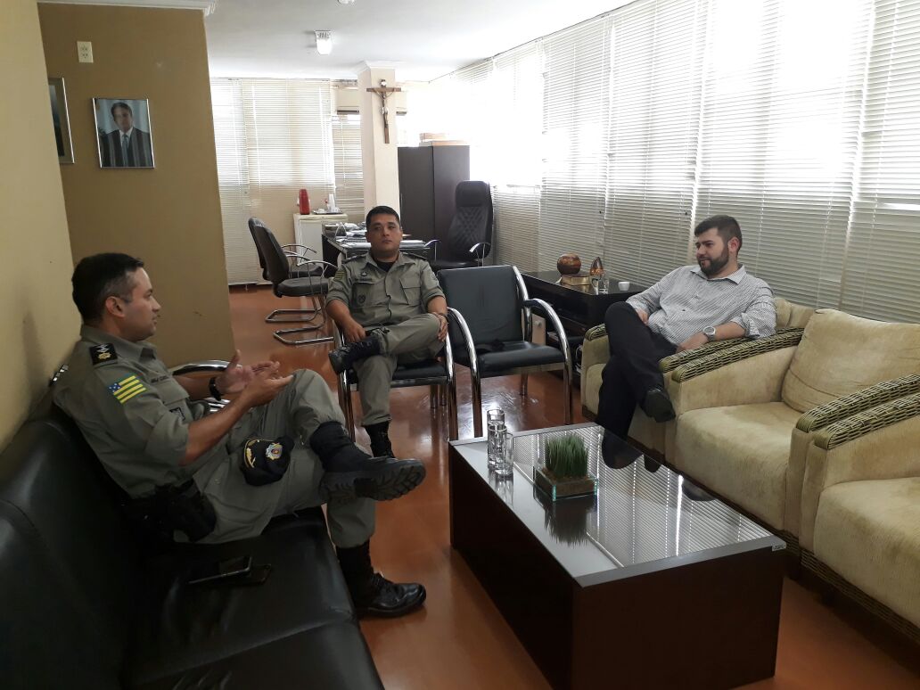 Amilton Filho recebe Major Cardoso, novo comandante do 4º Batalhão de Polícia Militar