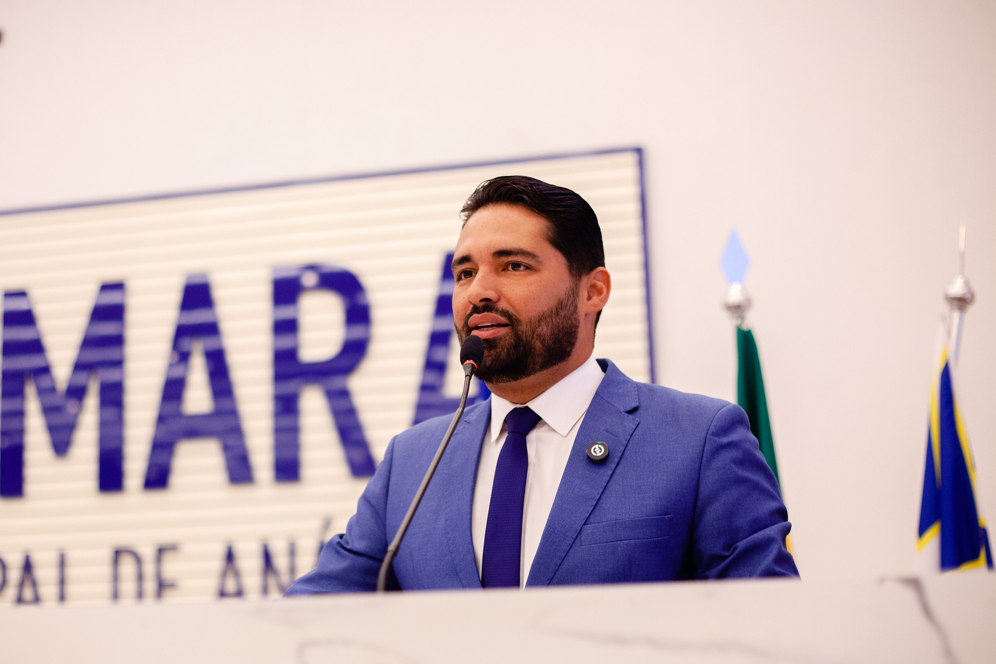 Ananias Júnior apresenta balanço do Mutirão do Emprego: 2 mil pessoas estiveram na Câmara 