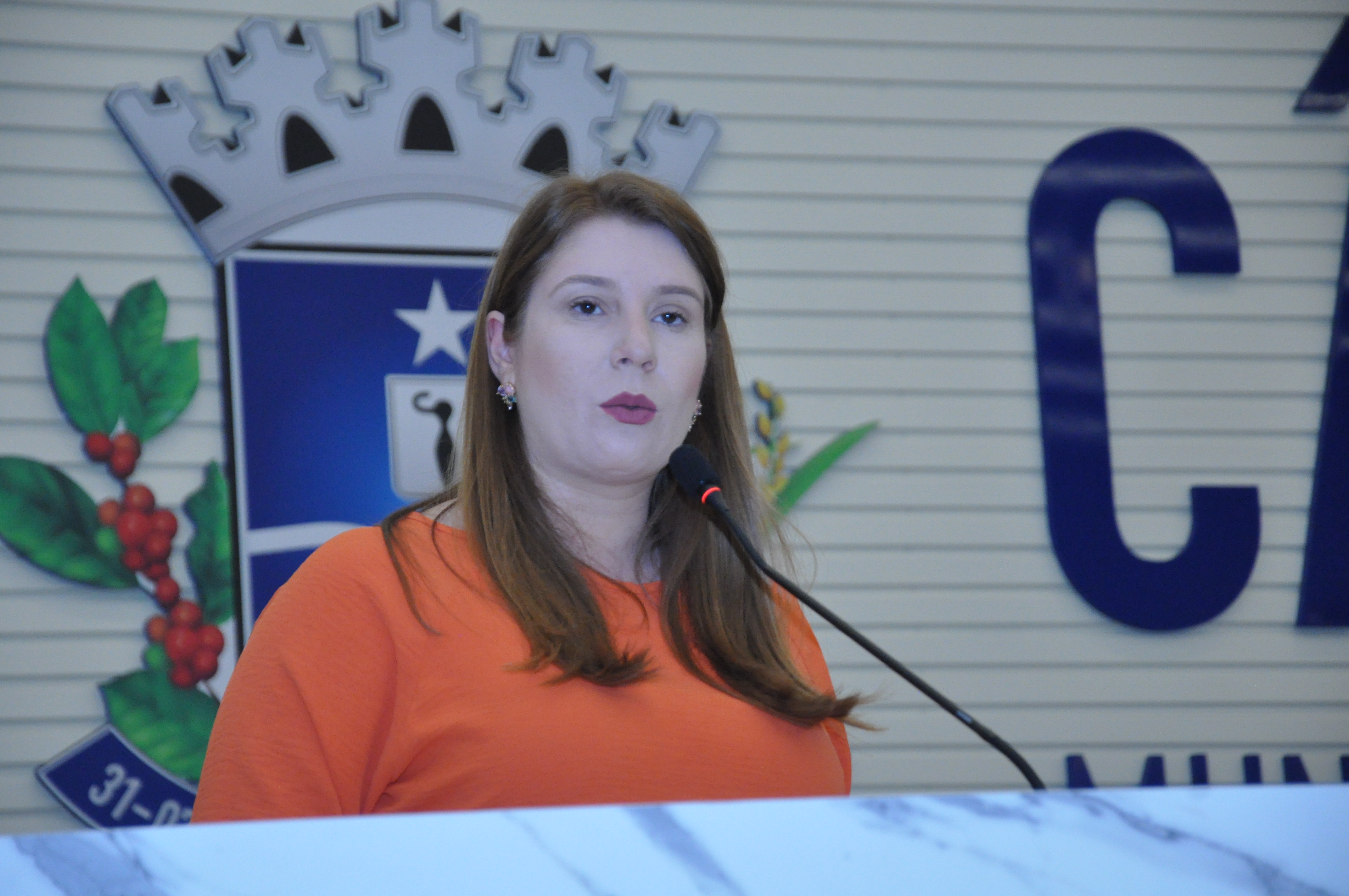 Andreia Rezende destaca ampliação de ecopontos para descarte de lixo eletrônico