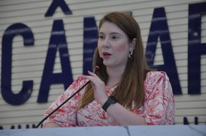 Andreia Rezende destaca realização do Reurb-S no Bairro Novo Paraíso
