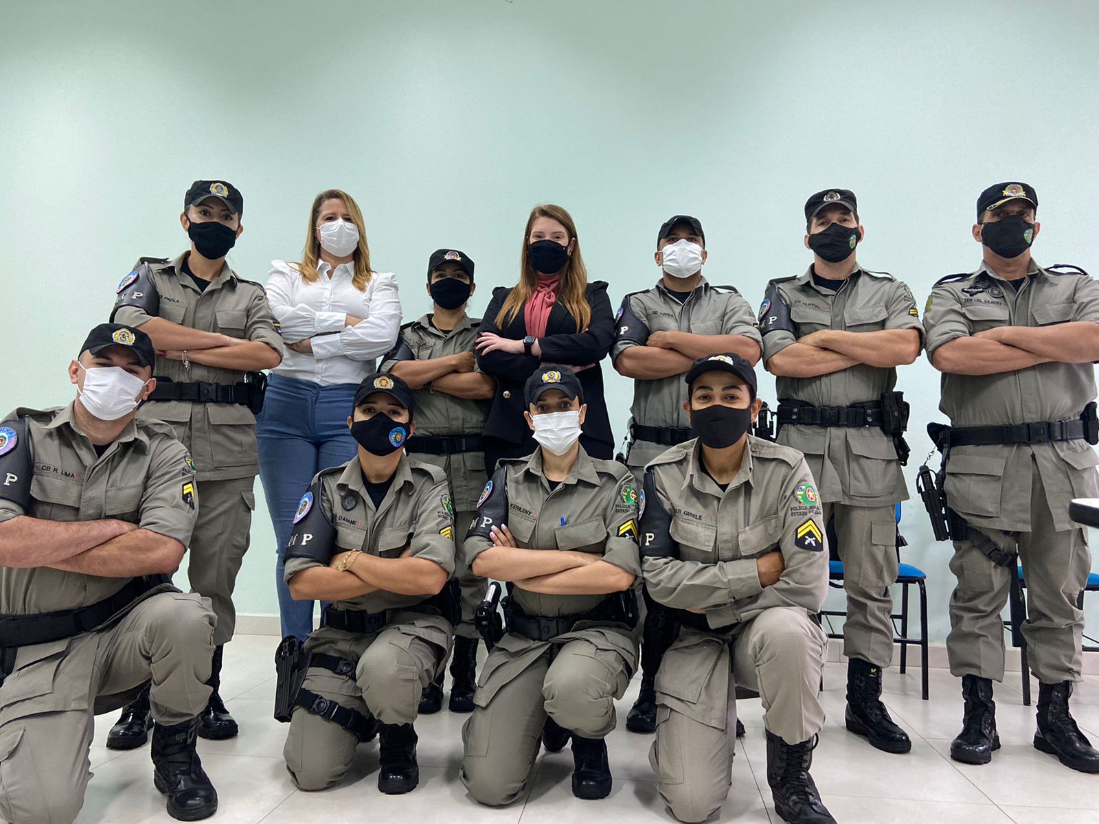 Andreia Rezende e Cleide Hilário recebem homenagem da Patrulha Maria da Penha 