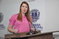 Andreia Rezende faz indicação ao prefeito para que crie creche que atenda mães trabalhadoras 