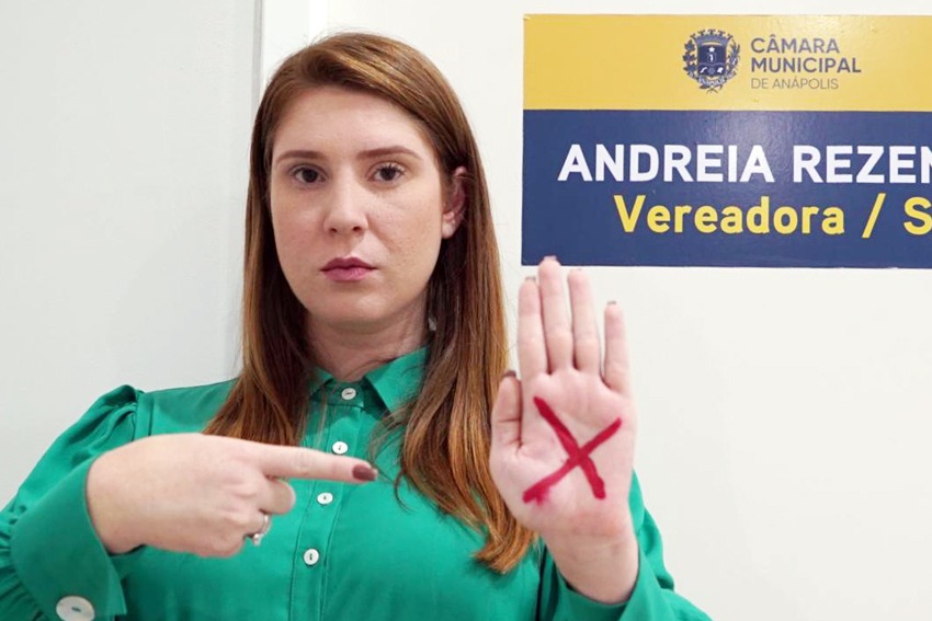 Andreia Rezende propõe lei de socorro com sinal vermelho para mulheres vítimas de violência