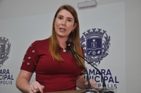 Andreia Rezende propõe projeto que prevê divulgação sobre os medicamentos fornecidos em Anápolis