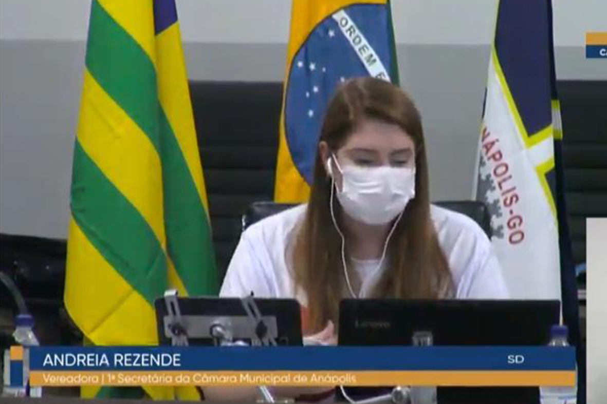 Andreia Rezende ressalta aprovação de projeto de sua autoria do “Código Sinal Vermelho”