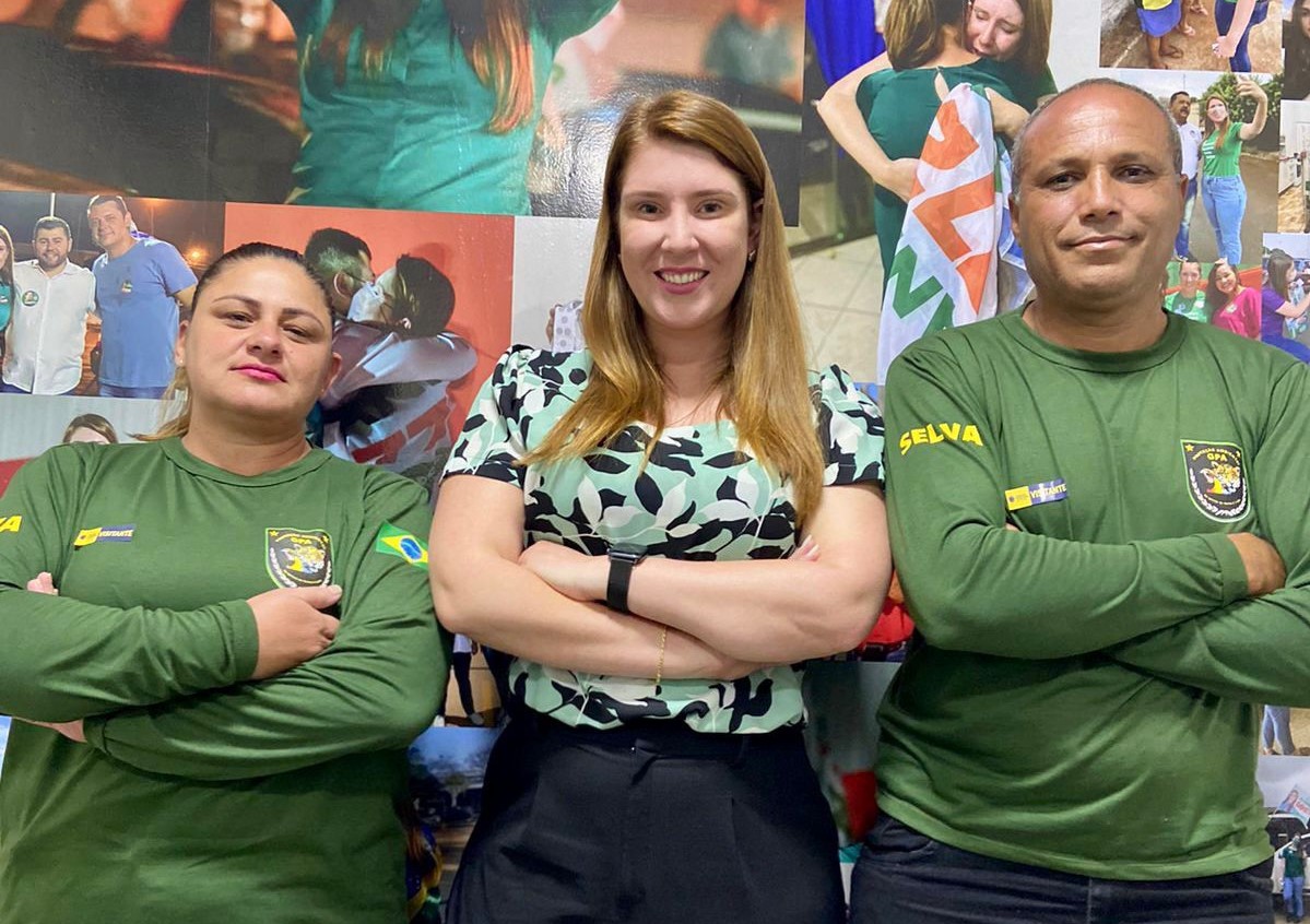 Andreia se reúne com o Grupo de Proteção Ambiental para uma parceria de implantação de ecopontos na cidade