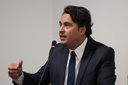 Aprovado projeto que torna obrigatório desfibrilador em locais com grande aglomeração de pessoas Aprovado projeto que torna obrigatório desfibrilador em locais com grande aglomeração de pessoas