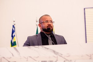 Cabo Fred Caixeta anuncia voto contrário ao projeto do regime de adiantamento