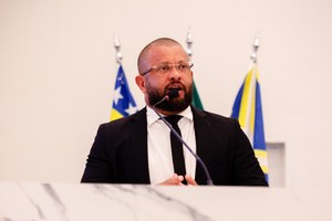 Cabo Fred Caixeta diz que “presente de Natal” do governador e vice para os goianos foi o aumento do ICMS dos combustíveis 