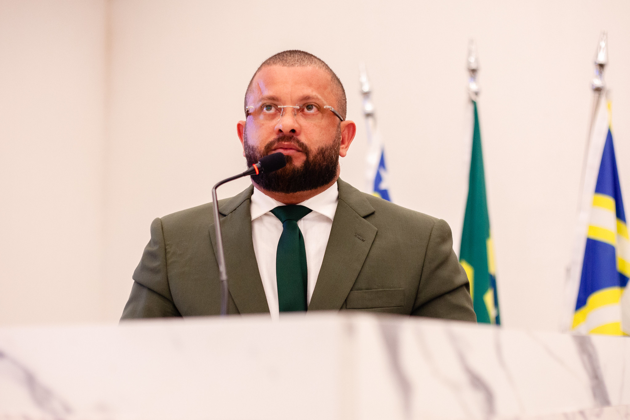 Cabo Fred Caixeta diz que Saneago faz serviço de baixa qualidade no Pedro Ludovico, Primavera e Jamil Miguel