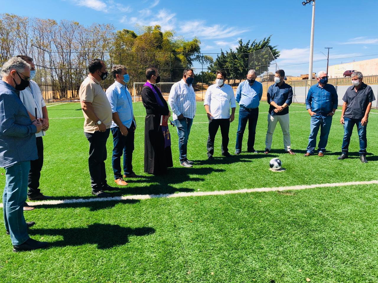 Câmara acompanha inaugurações de oito estações esportivas