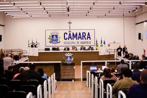 Câmara aprova atualização da Lei antifumo para proibir cigarros eletrônicos, vapes e narguilés em ambientes de uso coletivo
