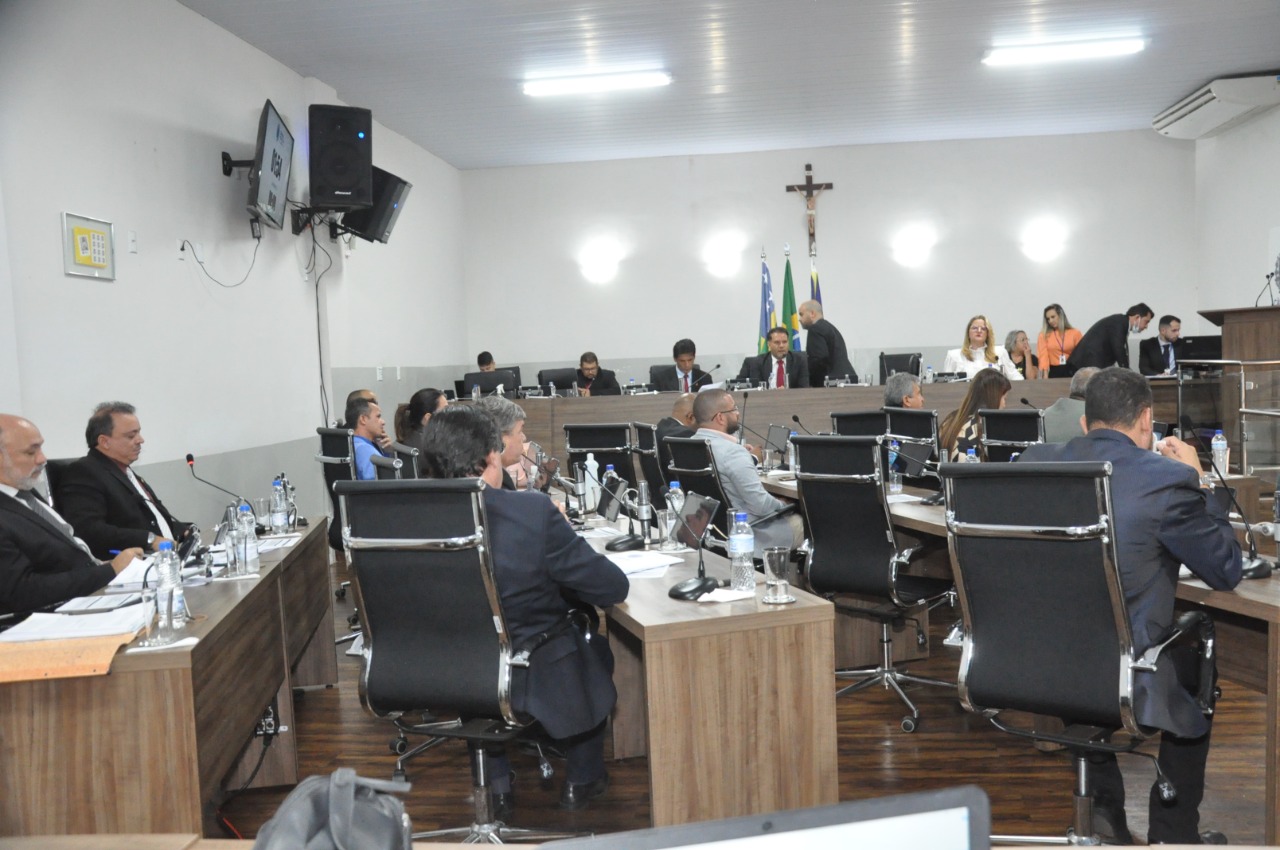Câmara aprova projeto que cria Secretaria de Serviços Urbanos e promove outras alterações na estrutura da prefeitura