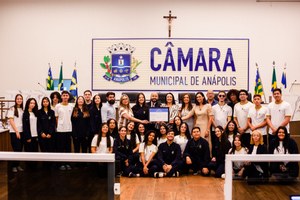Câmara concede Moção de Aplausos ao Centro de Ensino em Período Integral Gomes de Souza Ramos