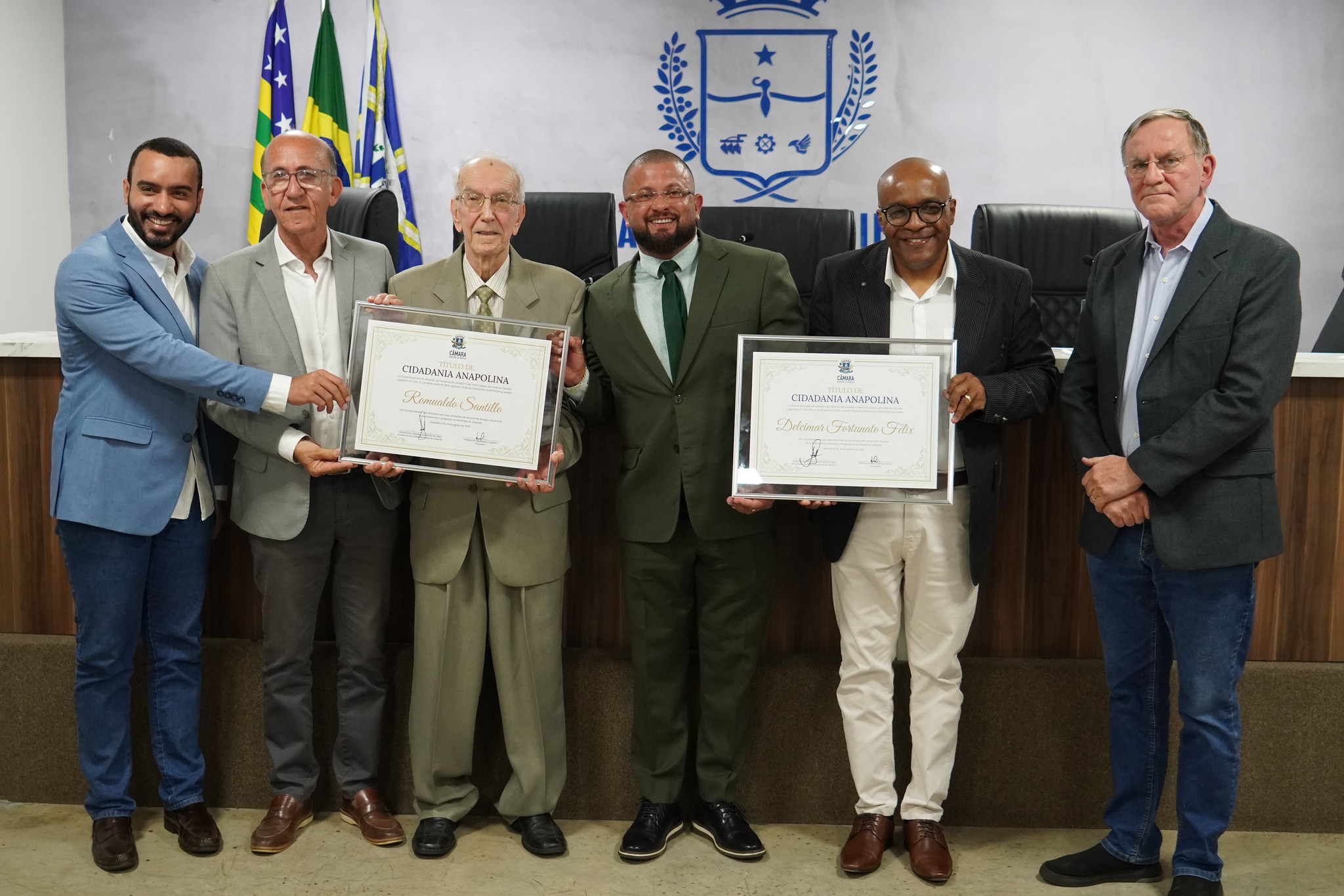 Câmara concede Título de Cidadania Anapolina a Romualdo Santillo e Delcimar Fortunato