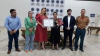 Câmara concede título de cidadania anapolina à vereadora Seliane da SOS