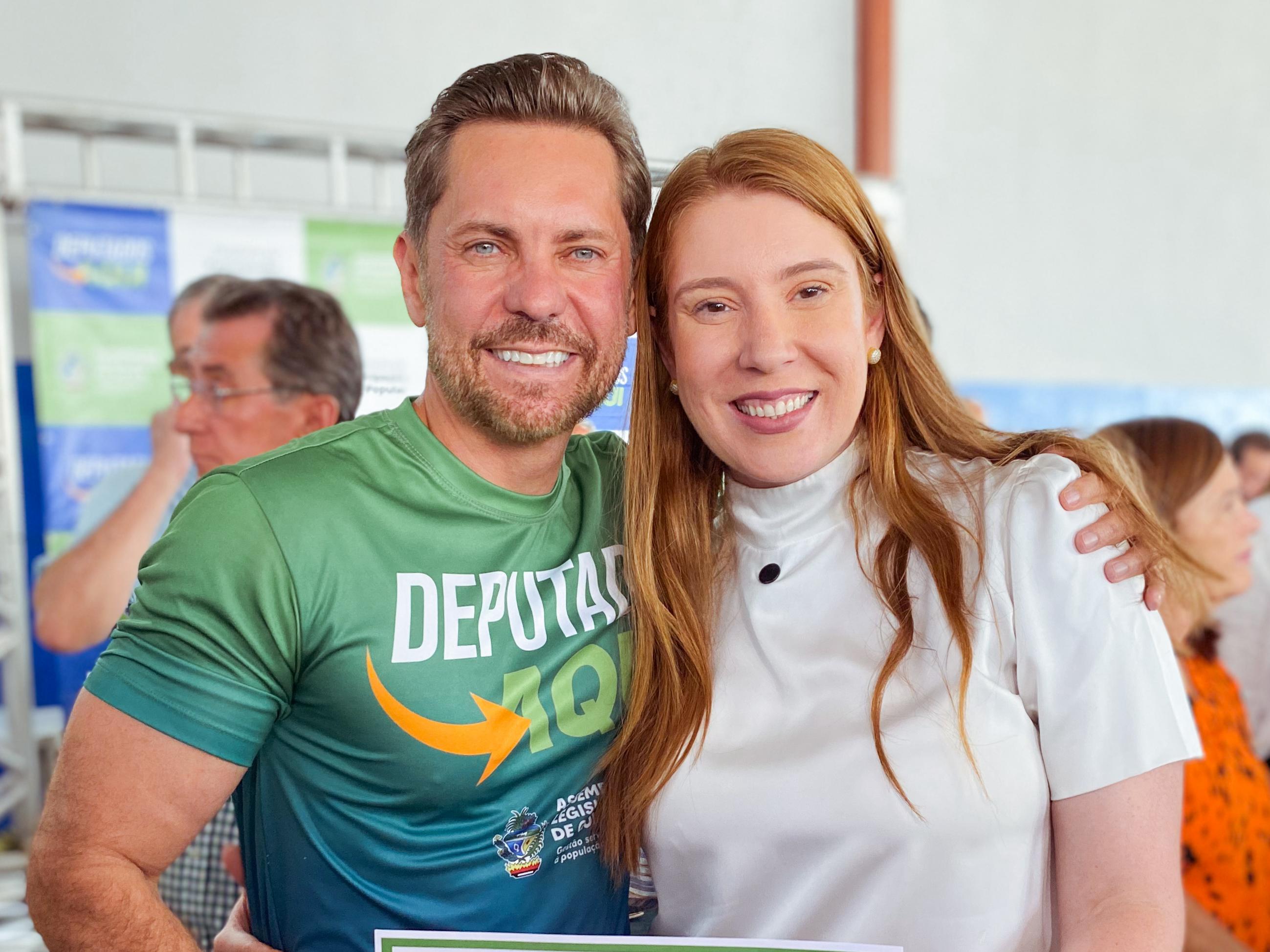 Câmara de Anápolis entrega Título de Cidadania ao presidente da Alego, Bruno Peixoto, em sessão solene pelos 118 anos da cidade