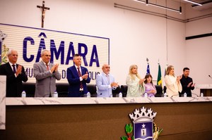 Câmara de Anápolis homenageia a Casa Joana pelos 14 anos de história