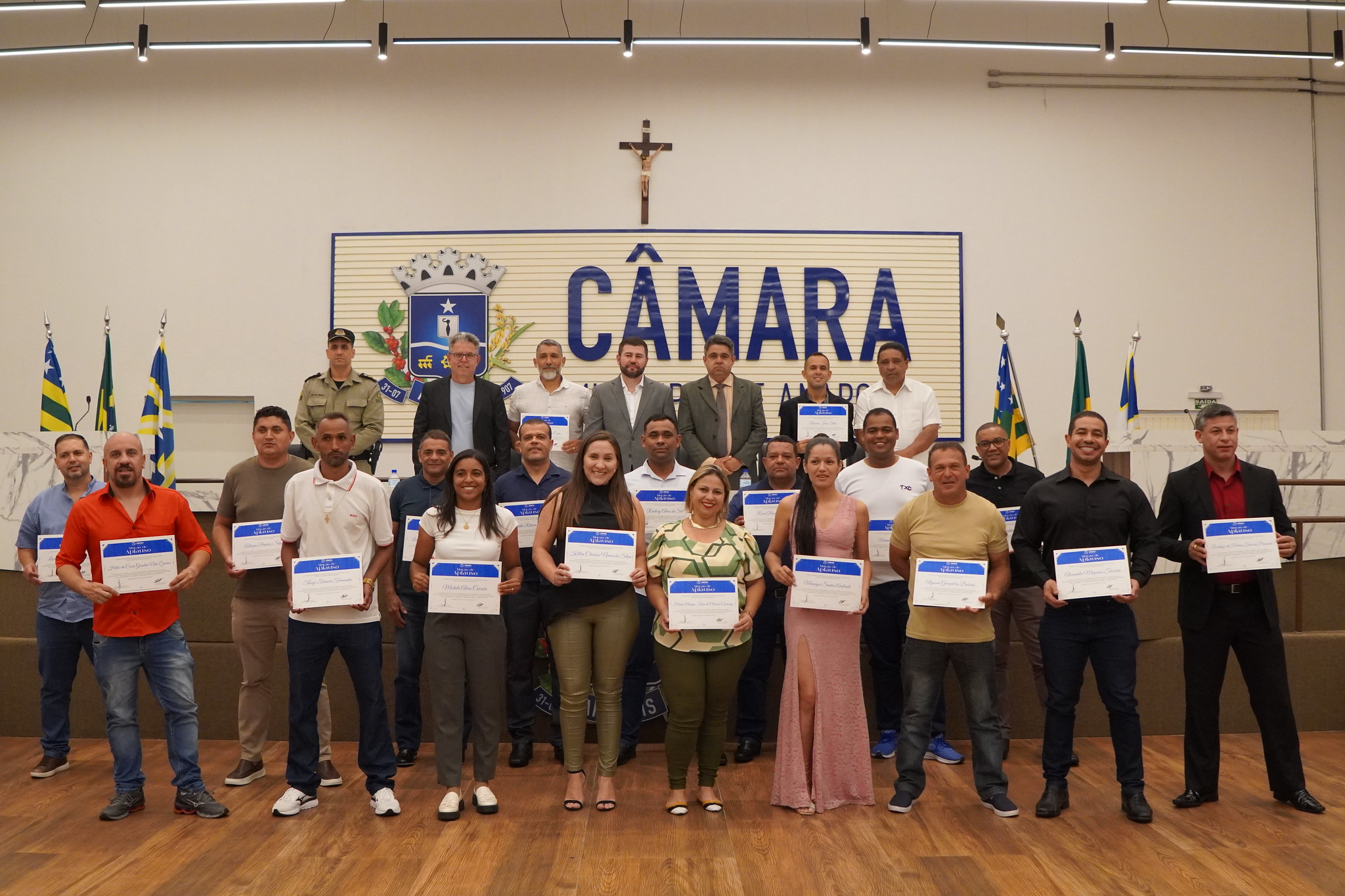 Câmara de Anápolis homenageia árbitros anapolinos em solenidade