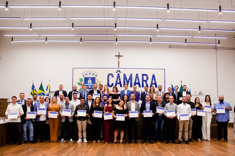 Câmara de Anápolis homenageia engenheiros civis com Certificado Dido Gonzaga Jaime
