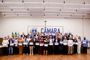 Câmara de Anápolis homenageia engenheiros civis com Certificado Dido Gonzaga Jaime