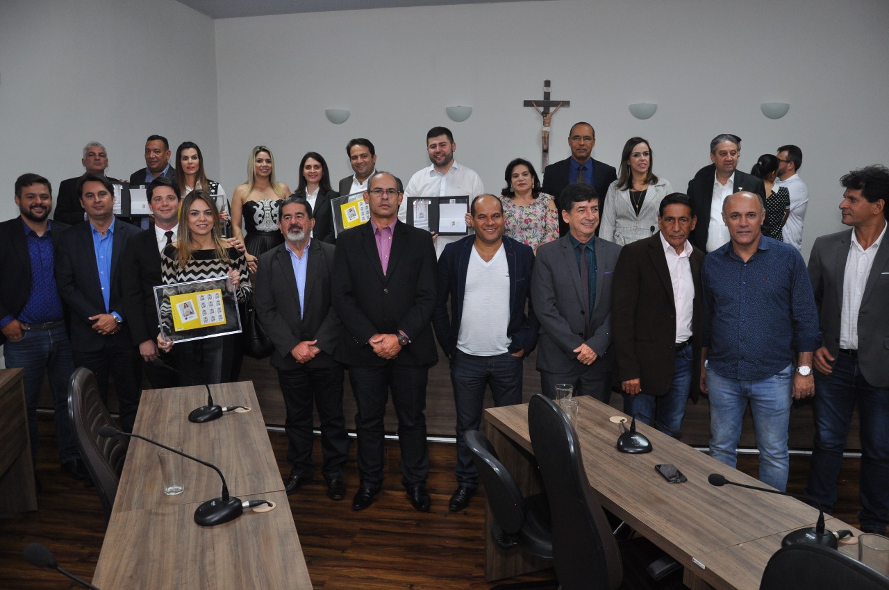 Câmara e Correios realizam Sessão Solene em homenagem à vereadora Vilma Rodrigues