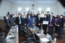 Câmara entrega Moção de Aplauso ao juiz Carlos Limongi, por premiação recebida do CNJ Câmara entrega Moção de Aplauso ao juiz Carlos Limongi, por premiação recebida do CNJ