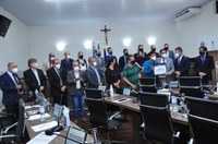 Câmara entrega Moção de Aplauso ao médico João Bosco Machado da Silveira