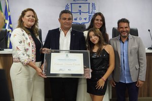 Câmara entrega título de cidadania anapolina a Eduardo Ferreira Caixeta