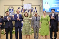 Câmara entrega título de cidadania anapolina à primeira-dama de Goiás, Gracinha Caiado