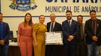 Câmara entrega título de cidadania anapolina ao professor Valto Elias