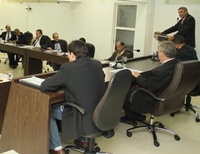 Câmara fará sessão extraordinária nesta terça-feira