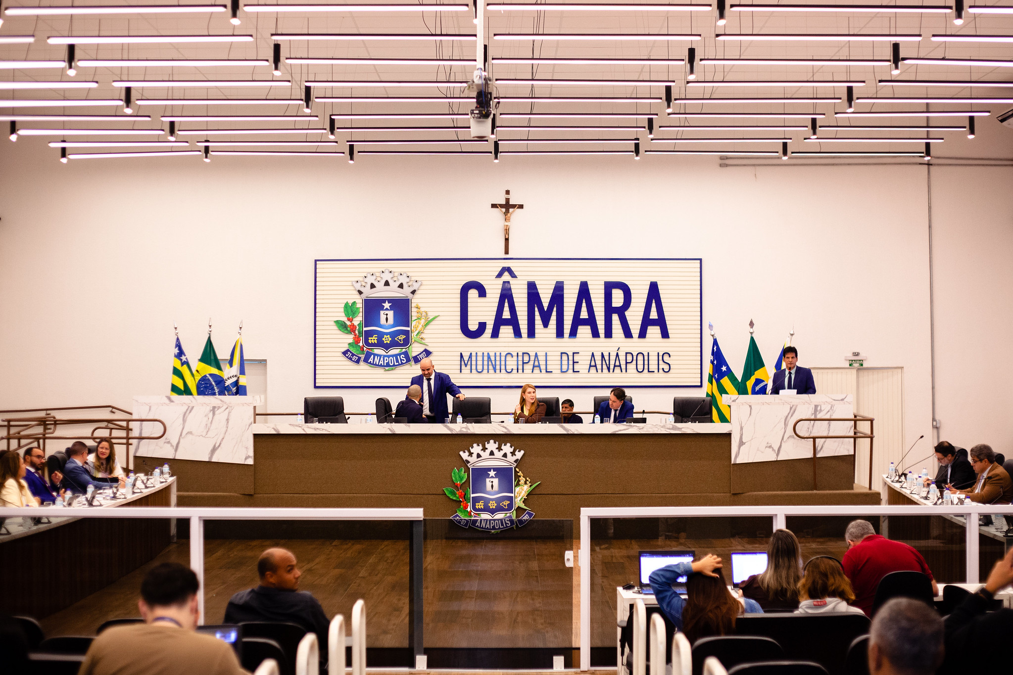 Câmara faz sessão extra nesta terça-feira (23.dez) para apreciar cinco projetos do prefeito, entre eles a autorização para repasse de subsídio à URBAN