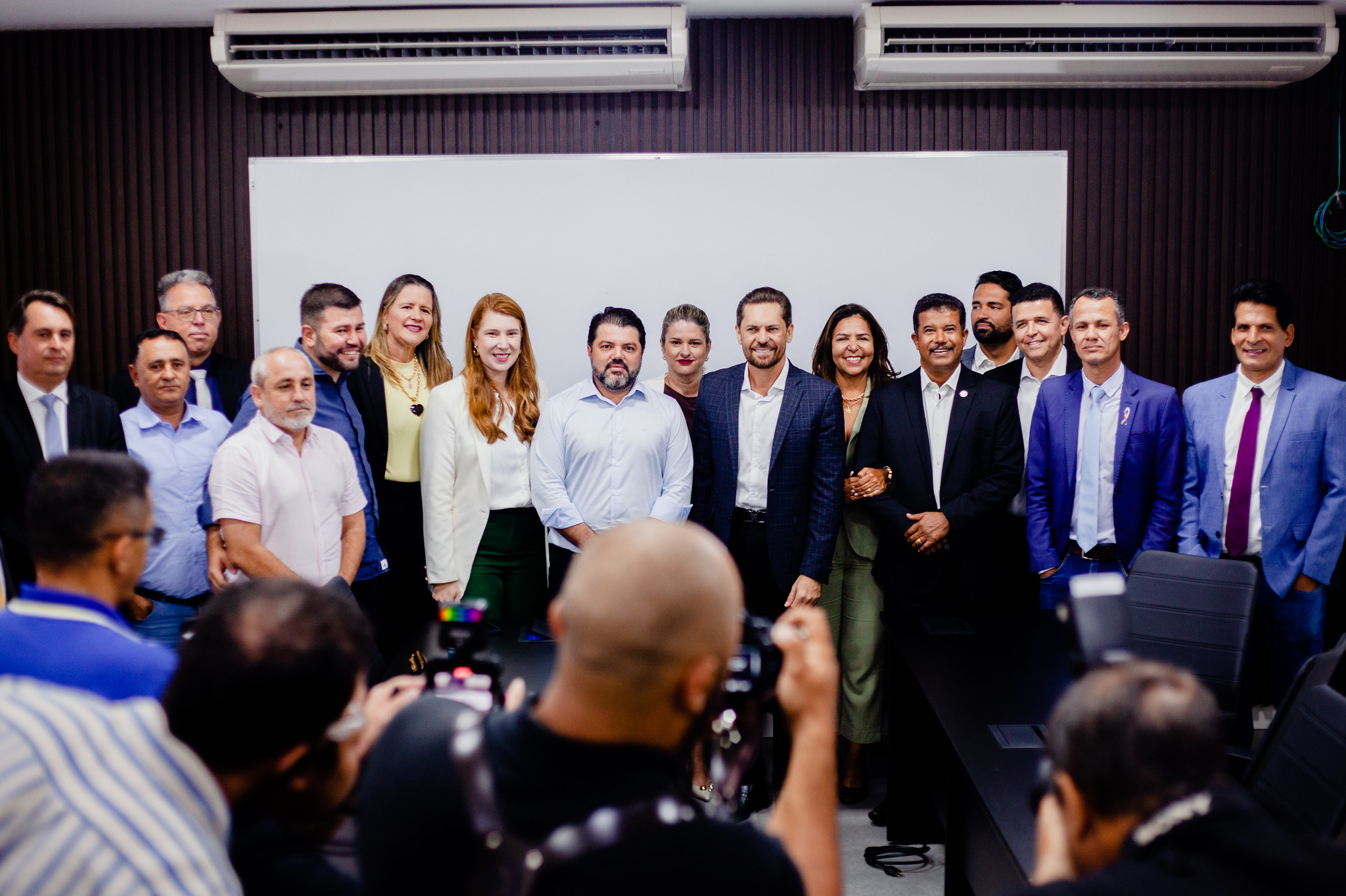 Câmara firma parceria com Alego para realização do programa ‘Deputados Aqui’ no aniversário de Anápolis