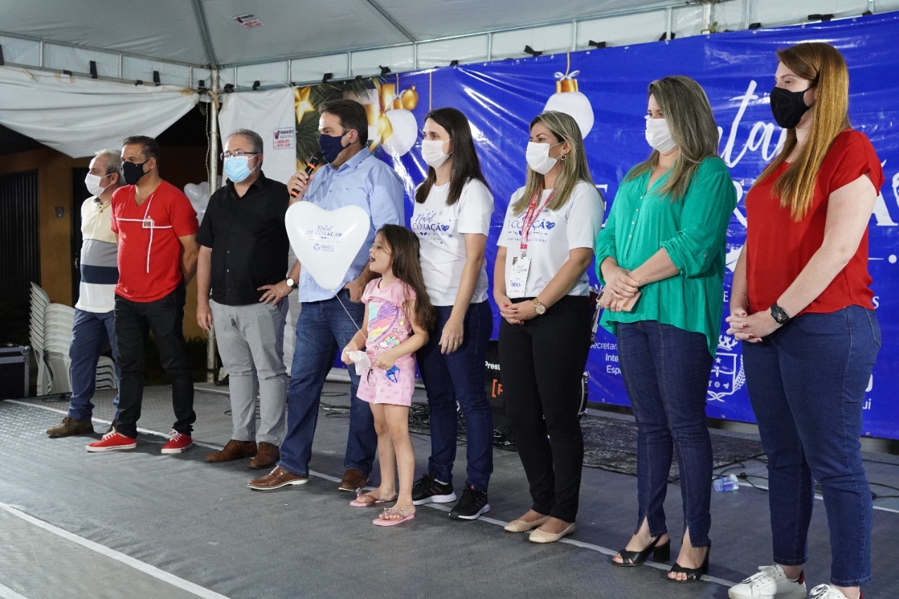 Câmara marca presença na caravana do Natal de Coração no Residencial Flamboyant