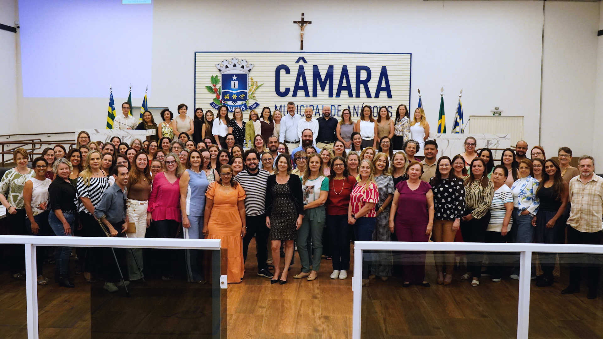 Câmara Municipal acolheu Sessão Plenária Especial do Conselho Municipal de Educação, que aprovou o Currículo Próprio do Sistema Municipal de Ensino