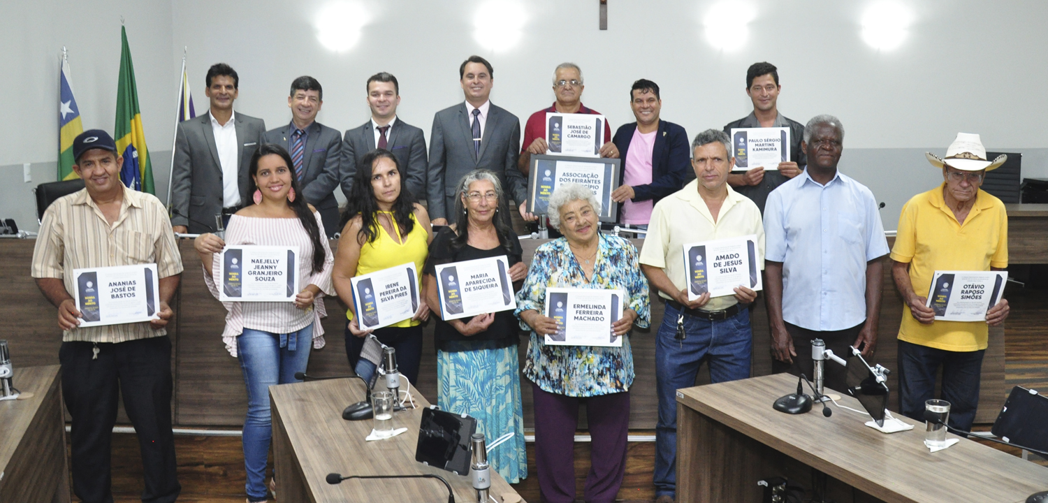 Câmara Municipal celebra Dia do Feirante em sessão solene 