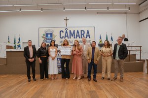 Câmara Municipal de Anápolis confere Título de Cidadania Anapolina à deputada federal Silvye Alves