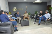 Câmara Municipal e CEPMG Arlindo Costa pavimentam caminho para fortalecer parceria institucional