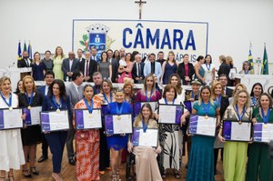 Câmara Municipal entrega Medalha Dulce de Faria a mulheres de destaque em Anápolis