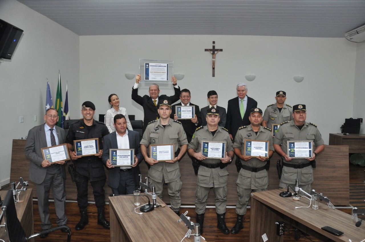 Câmara outorga cidadania a Luiz Medeiros Pinto e homenageia colaboradores da Segurança Pública em Anápolis