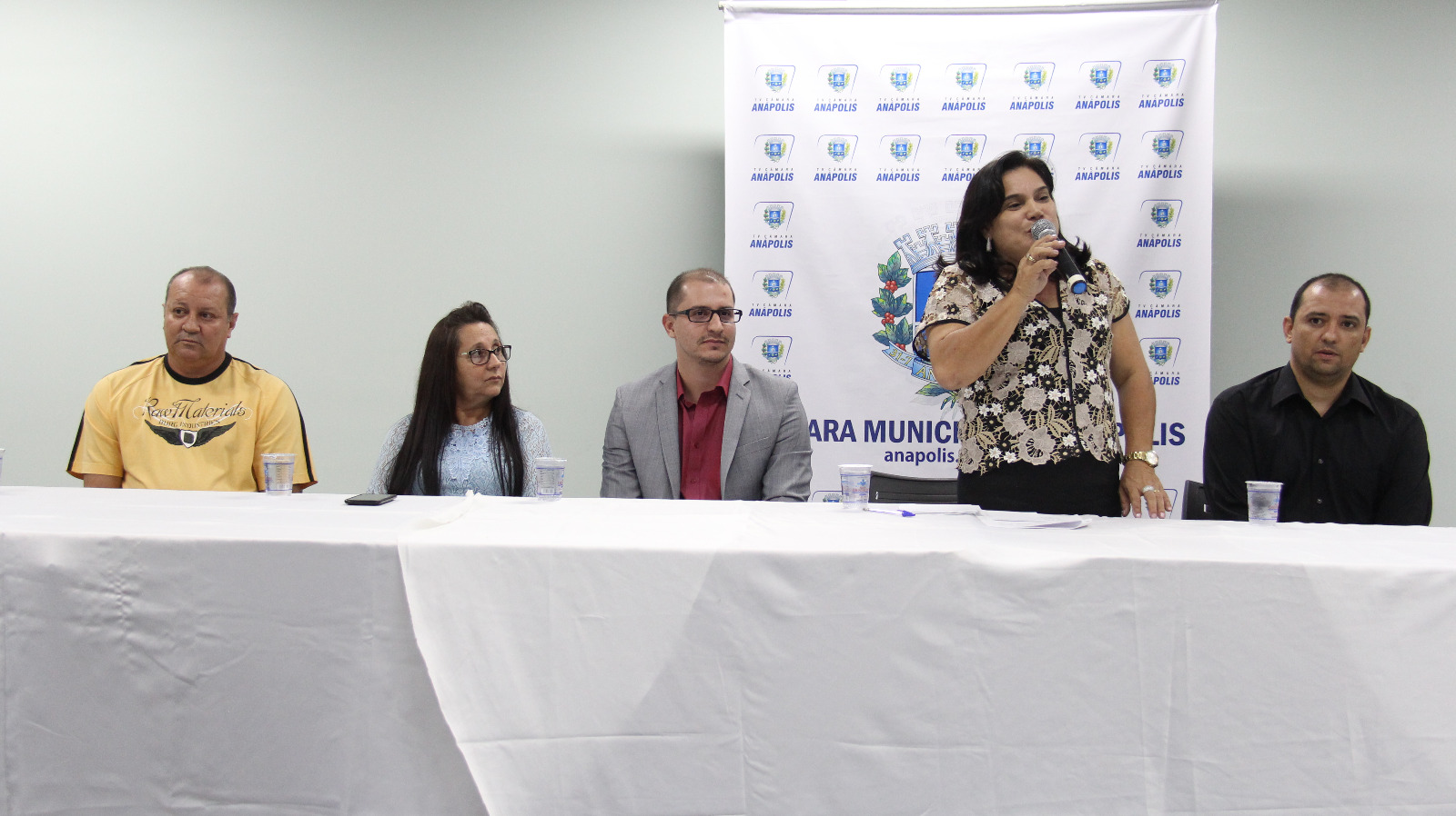 Câmara outorga título de cidadania a Arley Rodrigues, iniciativa da professora Geli Sanches