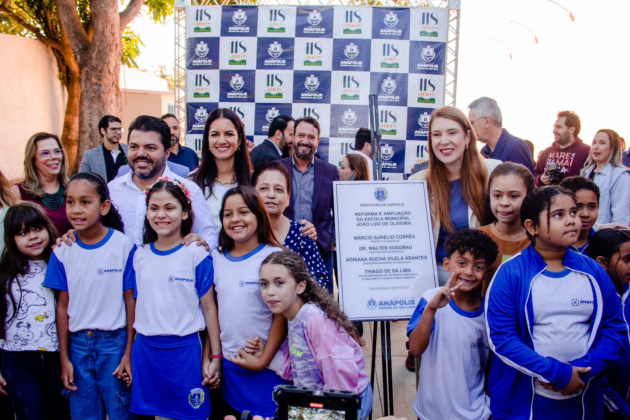 Câmara participa da entrega da Escola Municipal João Luiz de Oliveira 