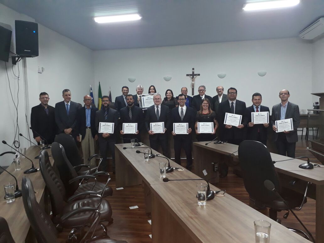 Câmara presta homenagem aos 80 anos do Seminário Teológico Cristão Evangélico do Brasil