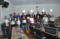 Câmara presta homenagem aos Grupos Regionais de Folia