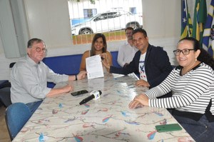 Câmara promove ato para entrega de emenda parlamentar à Escola Municipal Deputado José de Assis