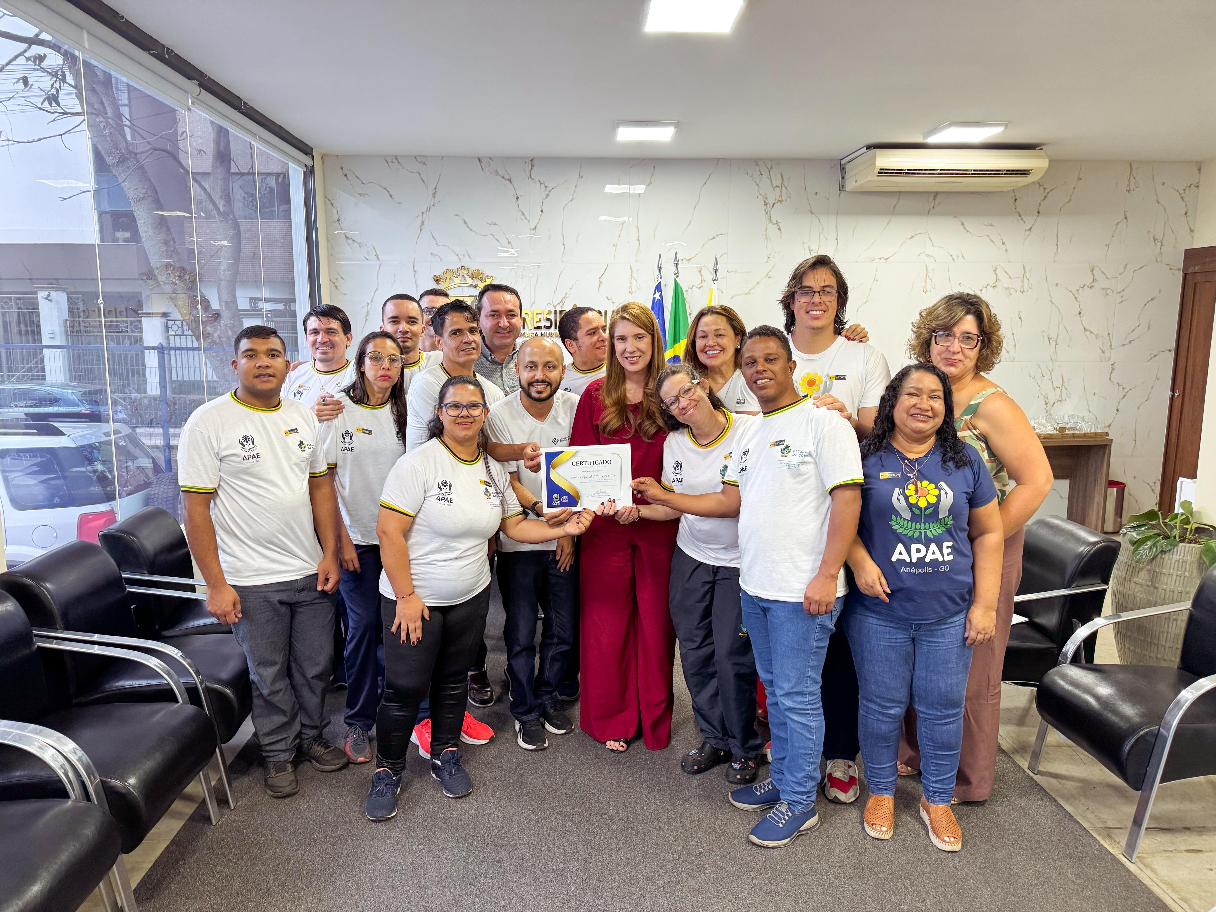 Câmara recebe APAE para diálogo sobre inclusão e fortalecimento de políticas públicas