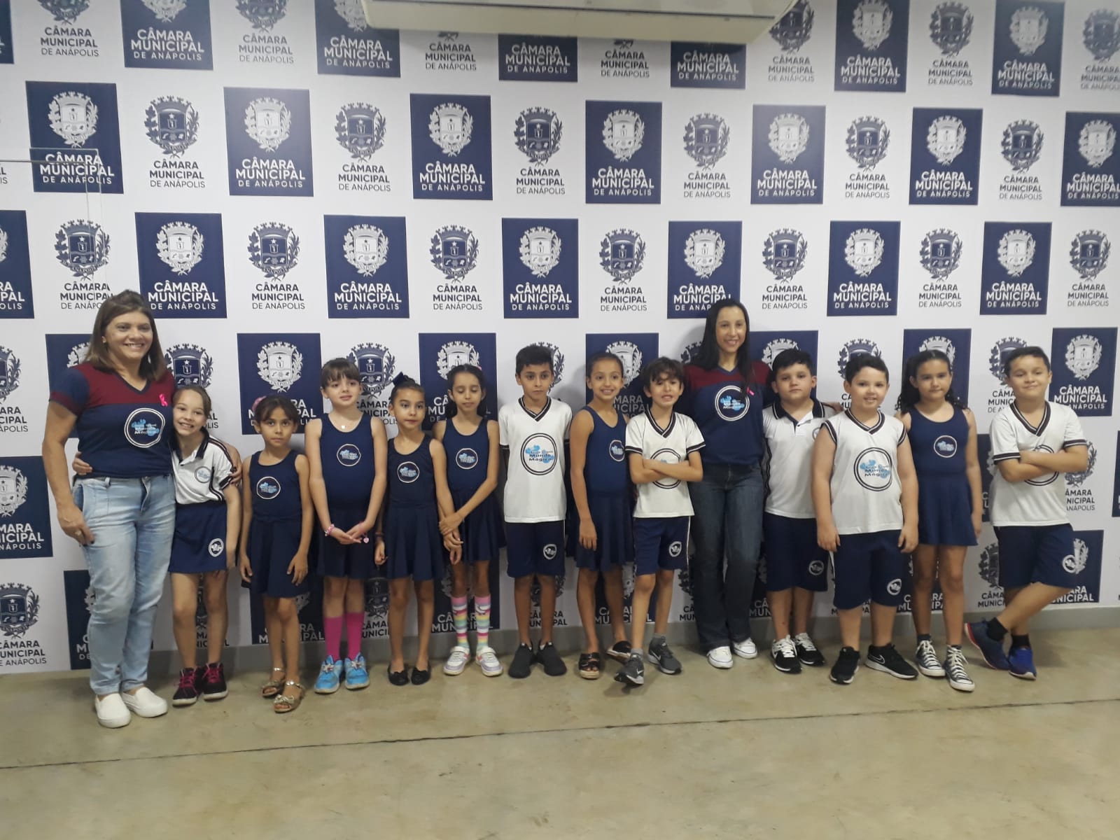 Câmara recebe estudantes da Escola Mundo Mágico e firma relações entre Legislativo e comunidade escolar 