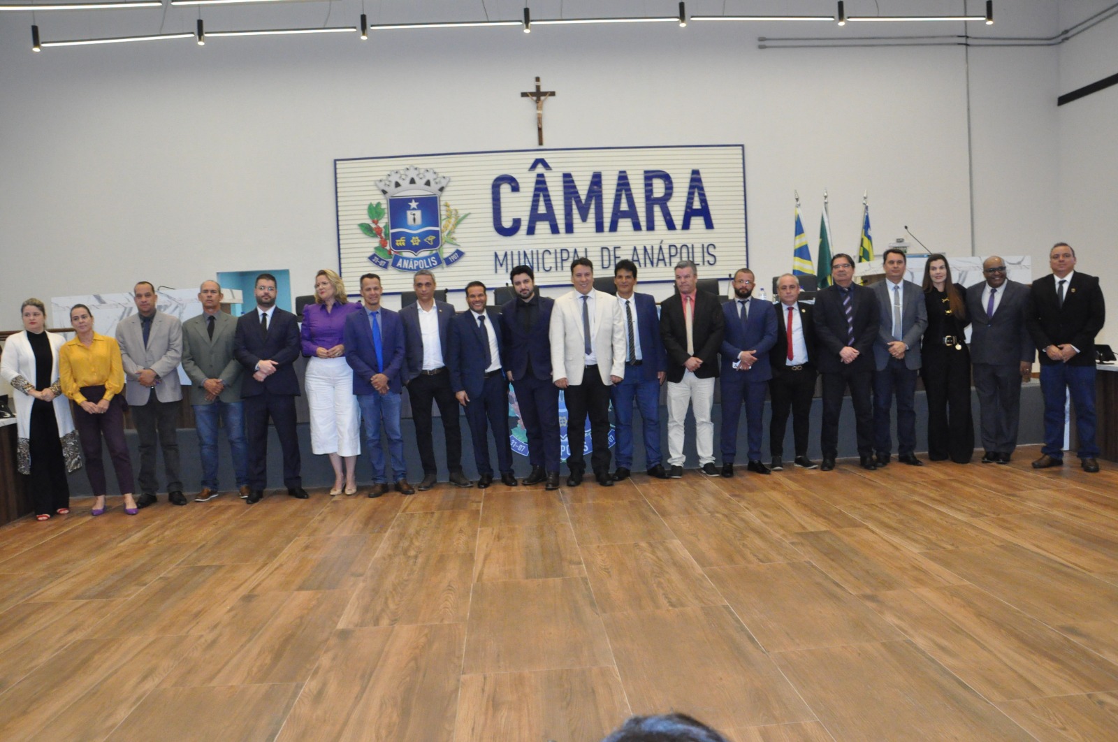 Câmara recebe visitas dos deputados Gustavo Gayer e Fred Rodrigues durante sessão ordinária